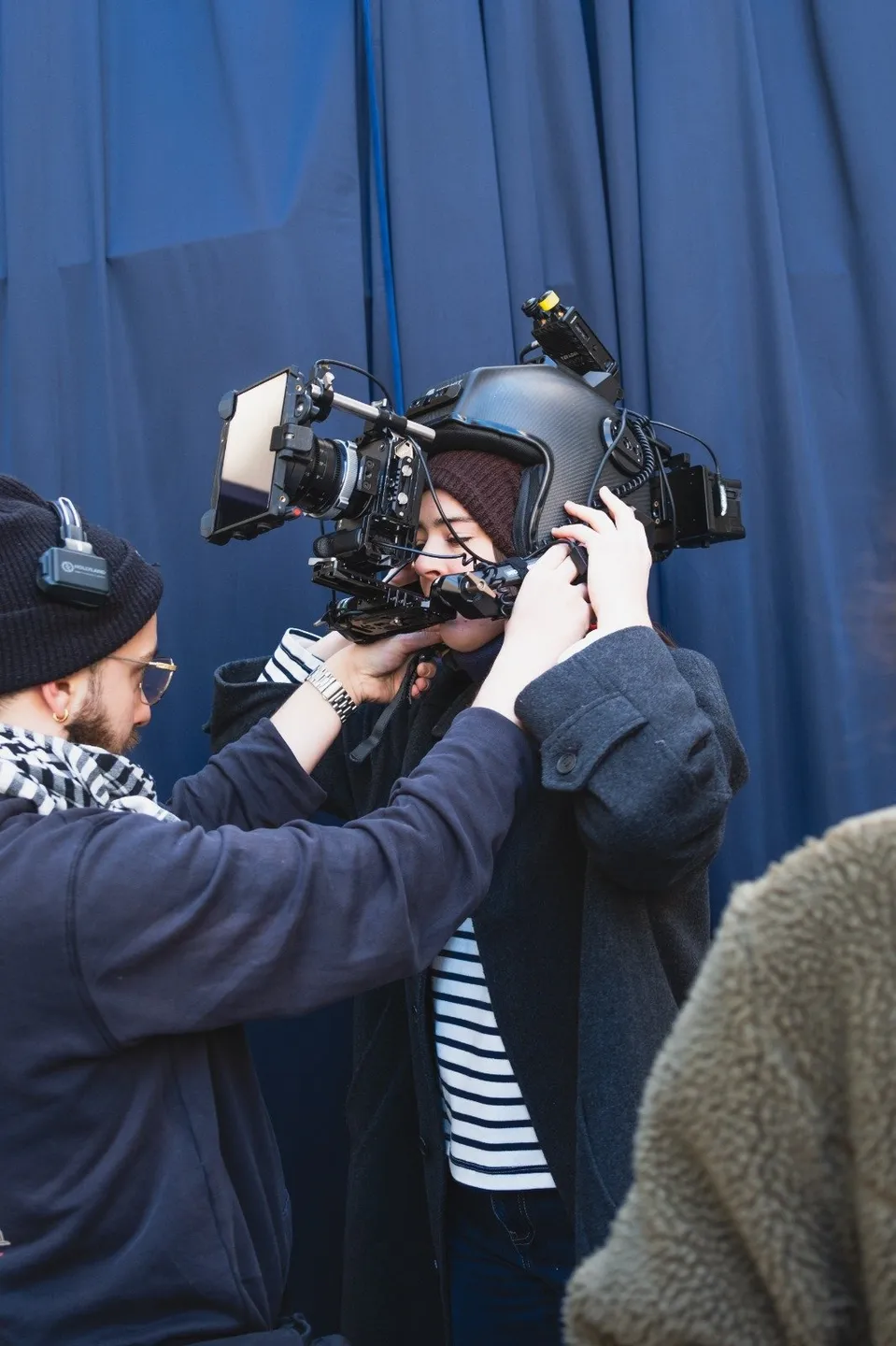 Backstage agence vidéo paris, préparation pour réalisation de vidéo et photos lors d'un événement.